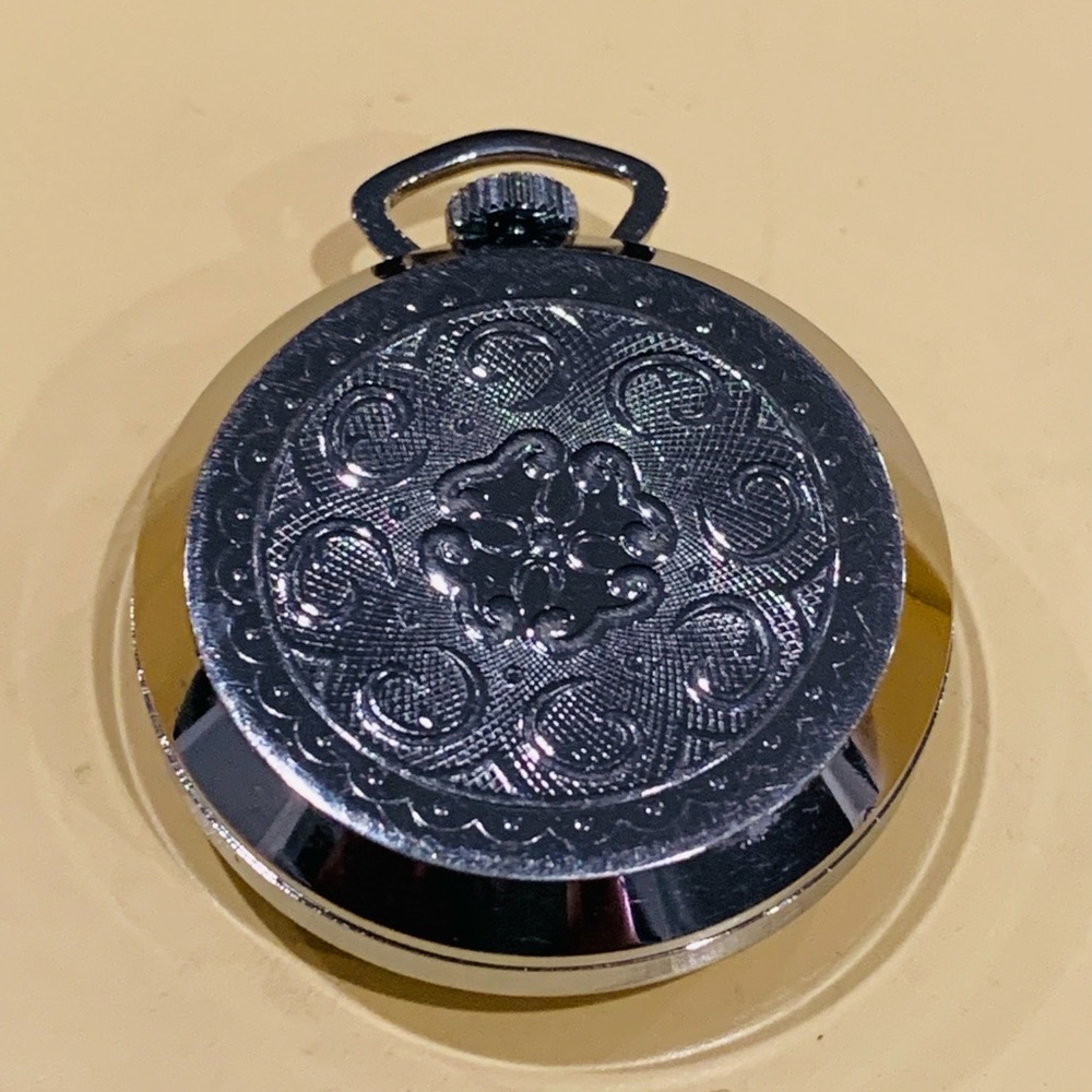 Vintage silvertone pocket watch